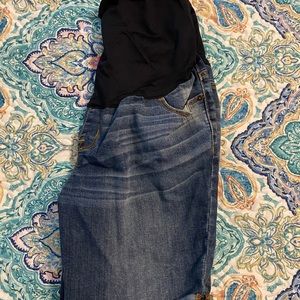 Maternity shorts